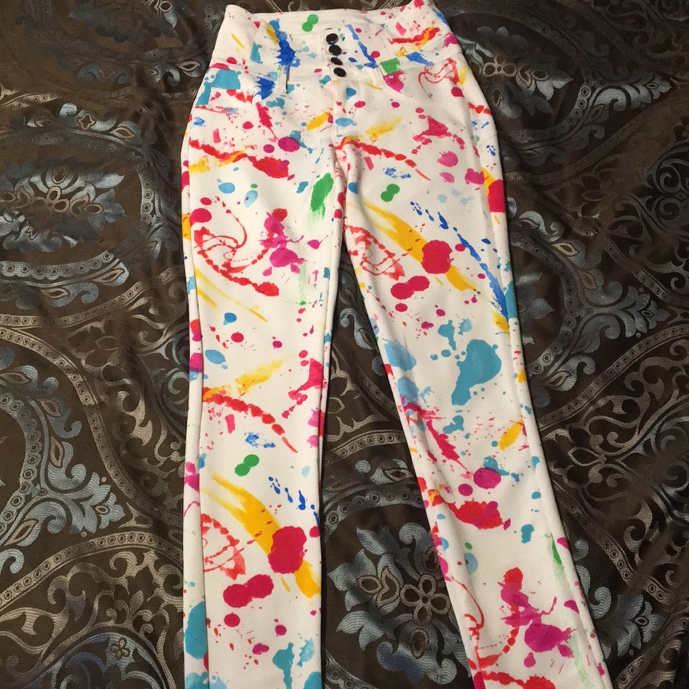 NWOT skinny, high waisted pants.
